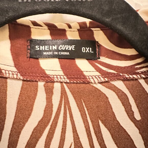 Brown Print Jumpsuit – Size 0XL - Picture 5 of 6